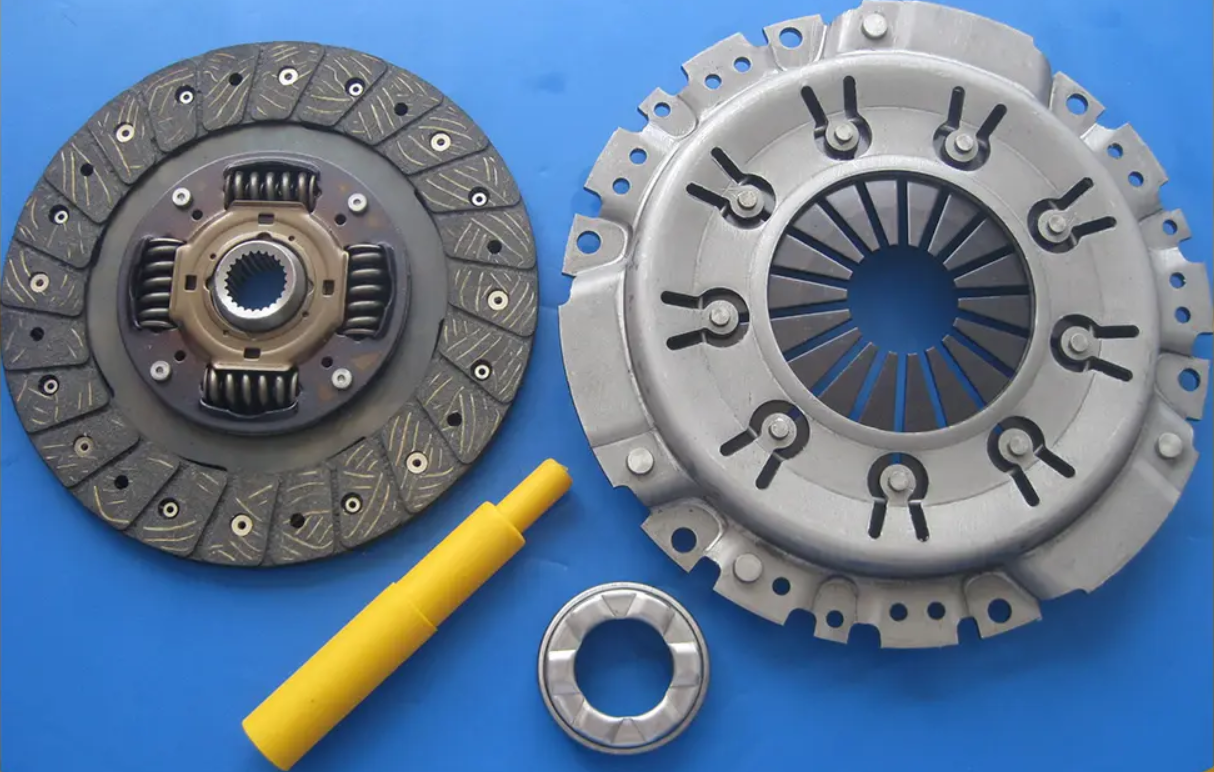 Bronze Carbon Jpanese car Isuzu clutch kit 4JA1 623162960 from China ...